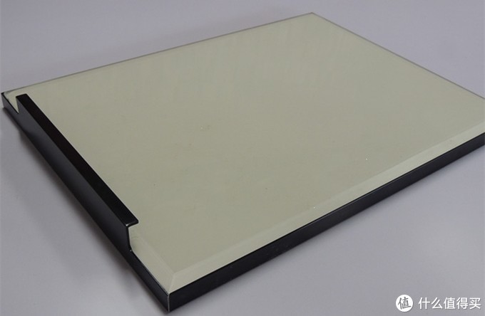 晶鋼門和亞克力哪個(gè)好_晶鋼門和亞克力哪個(gè)好_二級(jí)鋼好還是三級(jí)鋼好