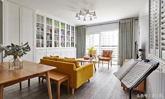 沙發(fā)背景墻不知道怎么裝修？25款不同風(fēng)格布局，總有一款你喜歡的