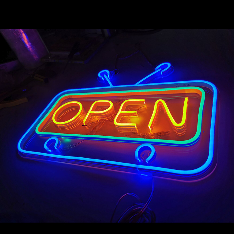 亞克力正反面發(fā)光字_亞克力發(fā)光燈片圖片_水晶字和亞克力吸塑發(fā)光字的區(qū)別