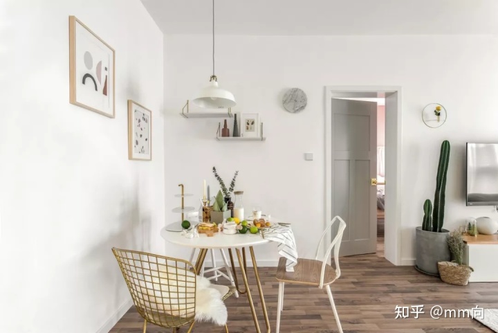 家裝設(shè)計(jì)師形象照片_家裝形象墻_電視形象墻效果圖家裝