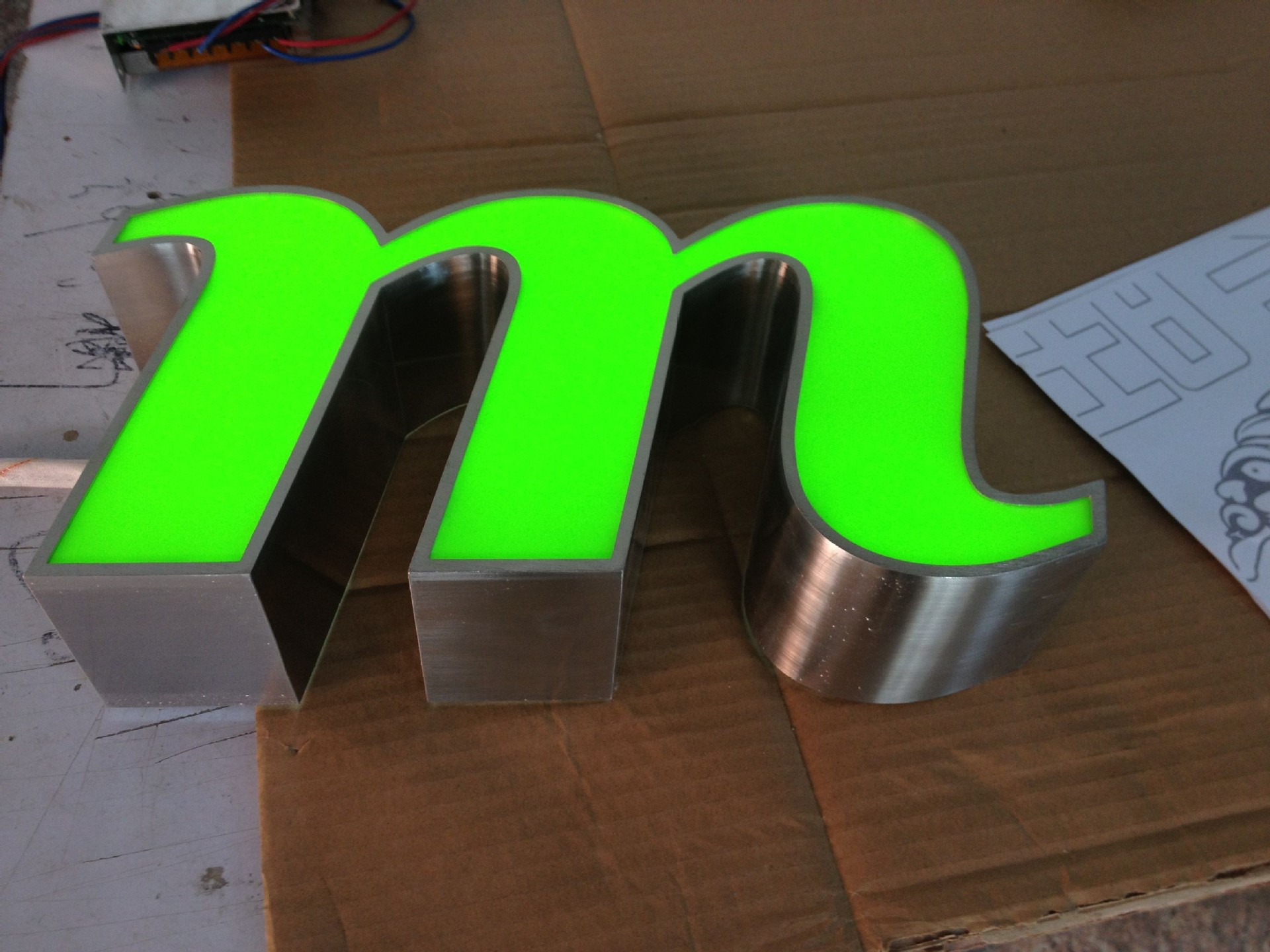 壽屋機(jī)娘怎樣做無縫_精工字無縫打磨機(jī)_不銹鋼無縫焊管機(jī)