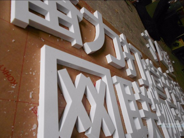 qq發光文字頭像制作_發光瓶的制作_免費制作發光字